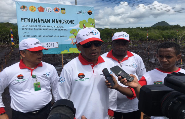 Pemkot Komitmen Rehabilitas Kawasan Mangrove